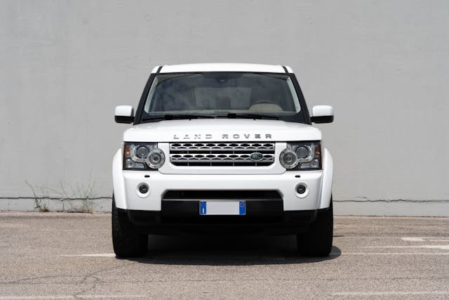 ID66 Land Rover Discovery V8 HSE E0014.jpg