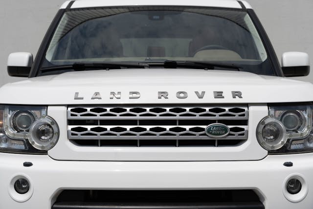 ID66 Land Rover Discovery V8 HSE E0068.jpg