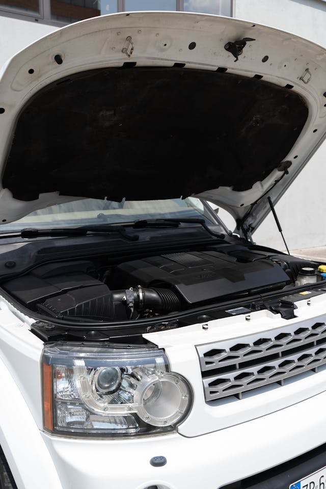 ID66 Land Rover Discovery V8 HSE M0013.jpg